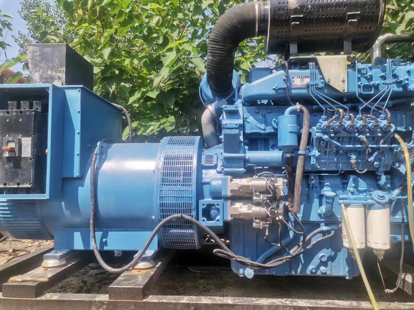 康定详细说明降低 800kW 柴油发电机输出电流波动的方法
